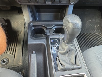 2022 Toyota Tacoma 4WD SR