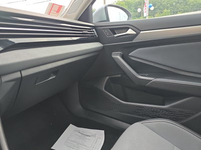 2025 Volkswagen Jetta SE