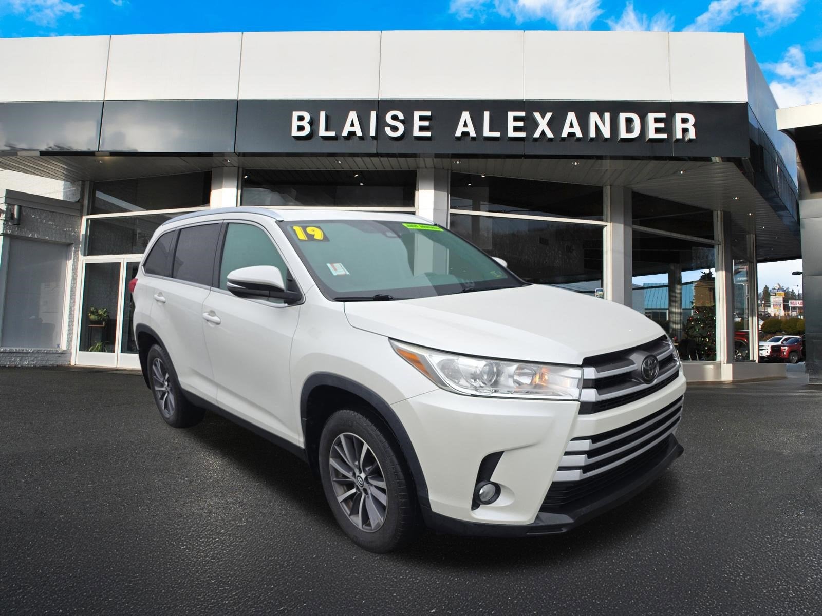 2019 Toyota Highlander SE