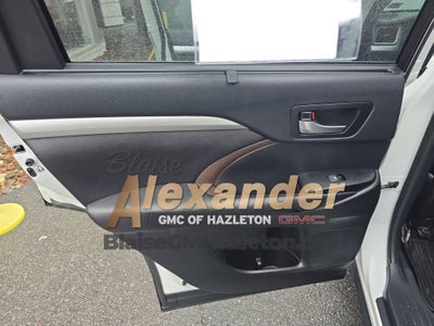 2019 Toyota Highlander SE