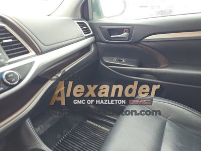 2019 Toyota Highlander SE