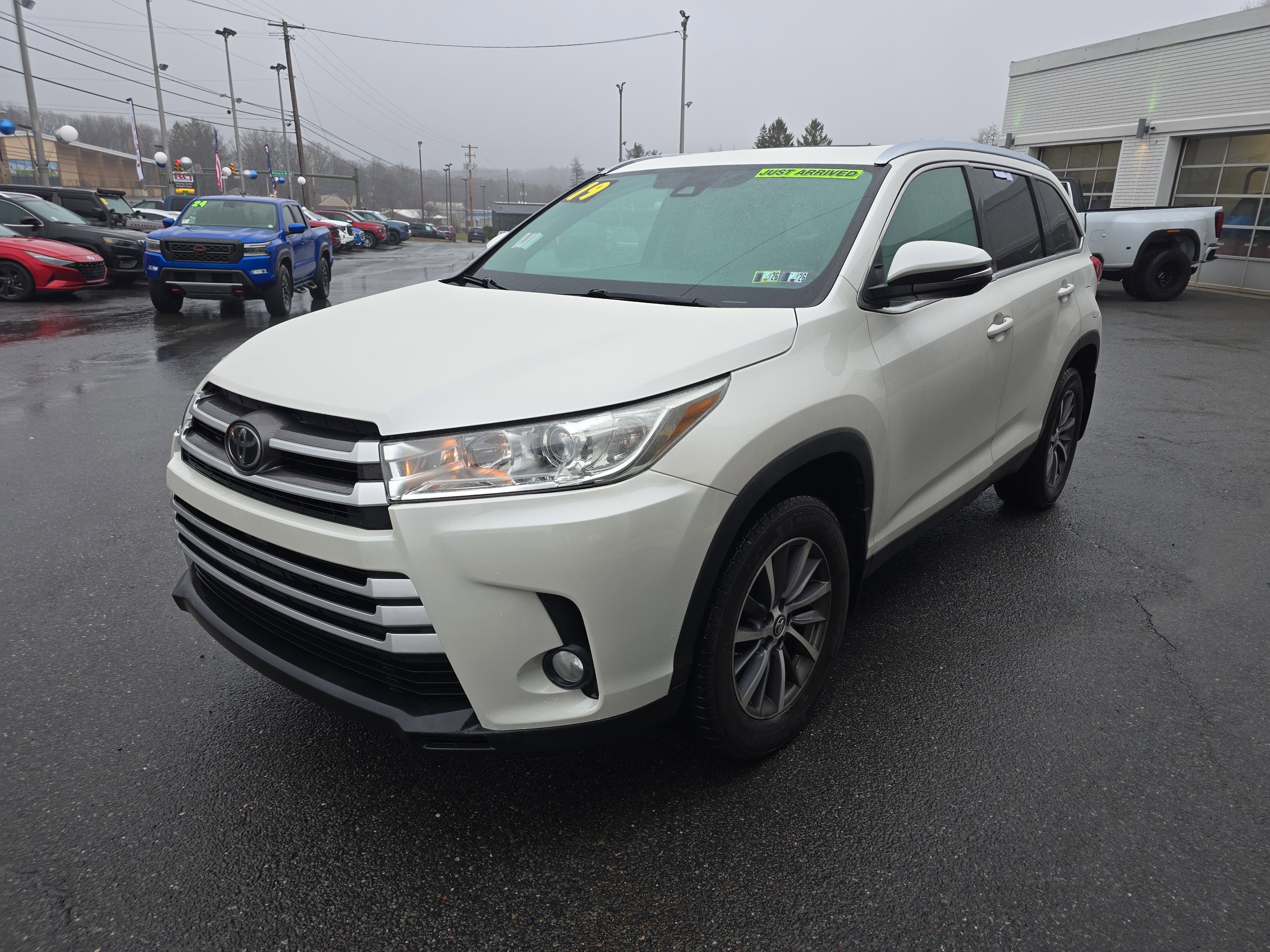 2019 Toyota Highlander SE