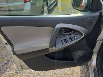 2009 Toyota RAV4 Base
