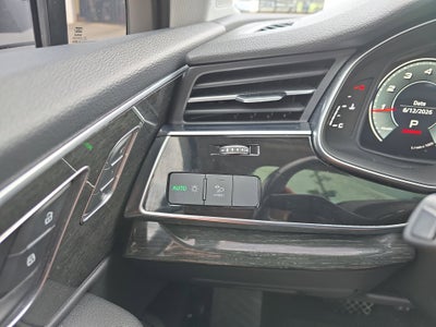 2021 Audi Q7 Premium Plus