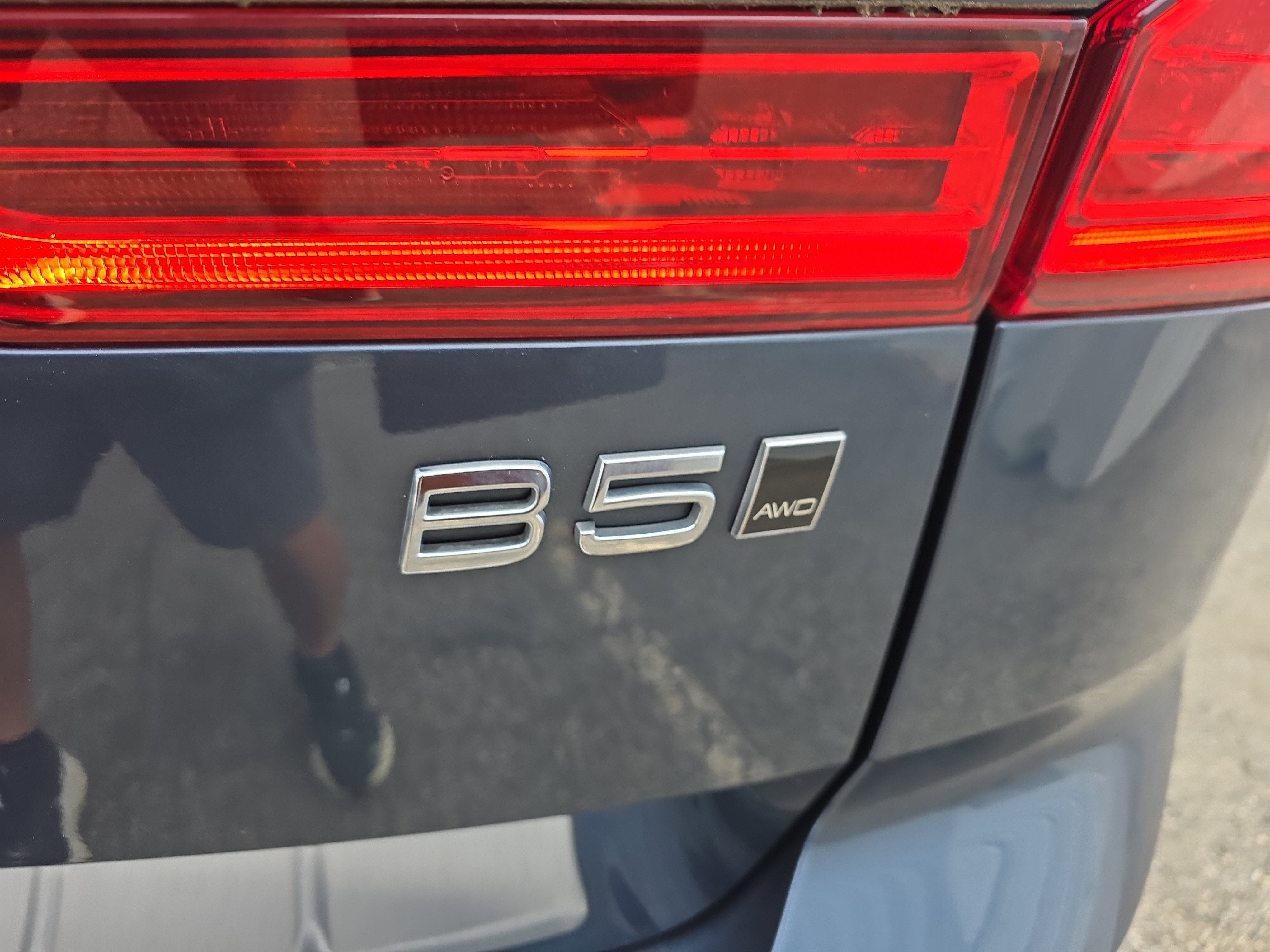 2022 Volvo XC60 Momentum