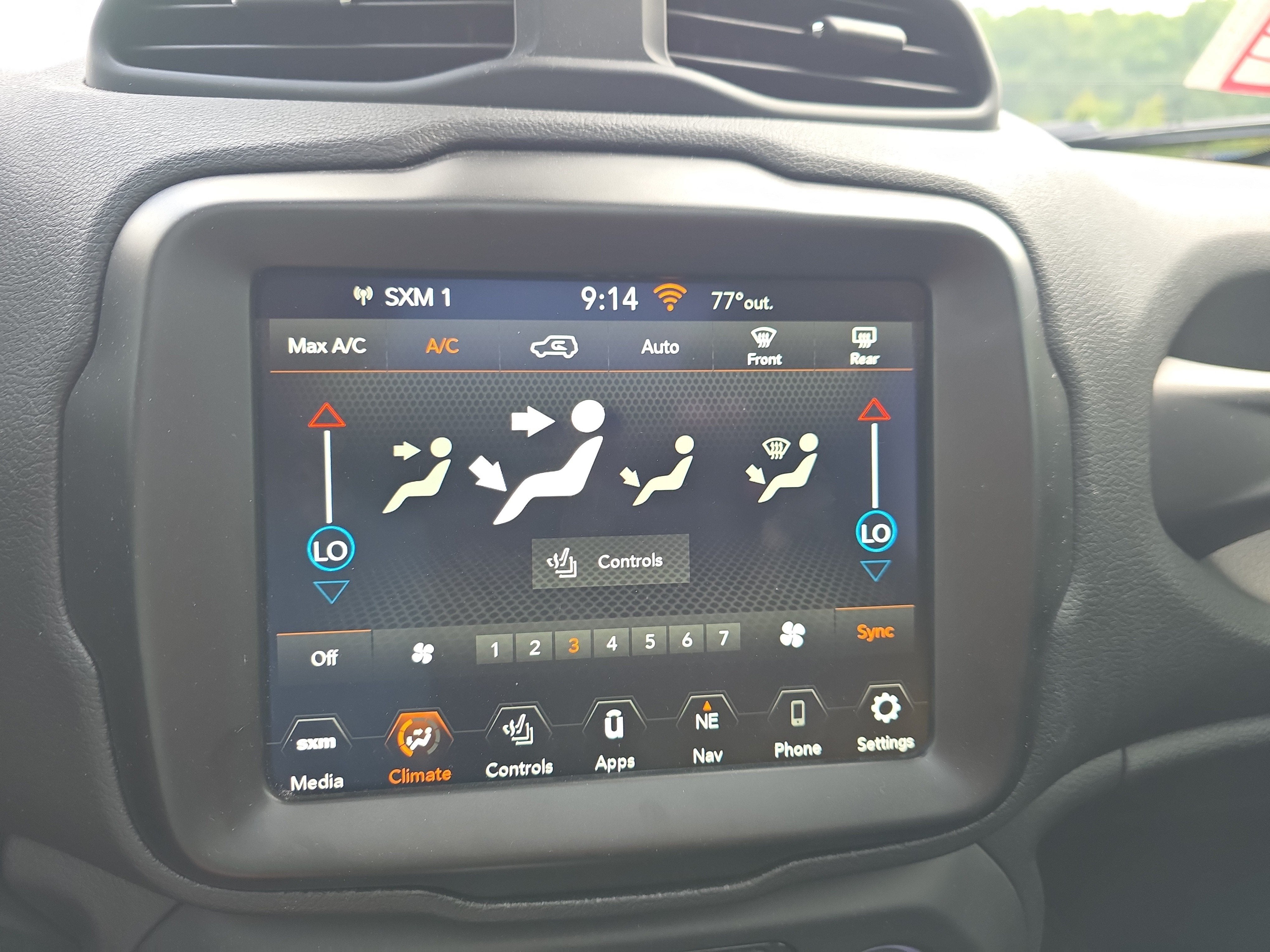 2023 Jeep Renegade Trailhawk