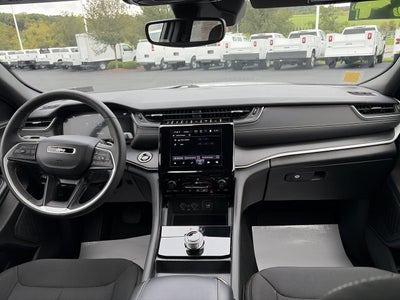 2024 Jeep Grand Cherokee Laredo
