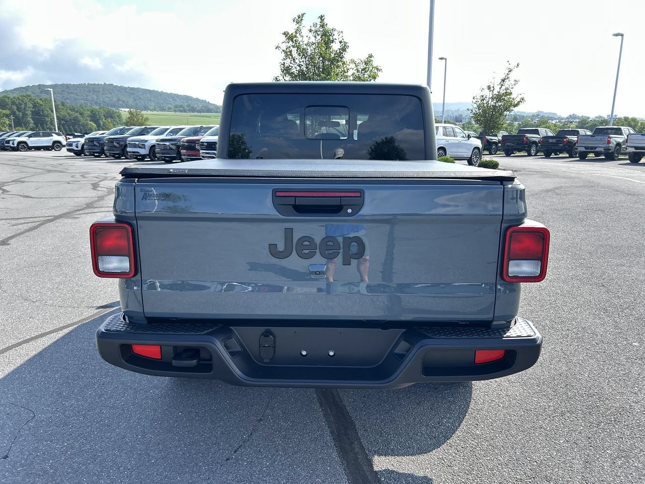 2025 Jeep Gladiator Nighthawk