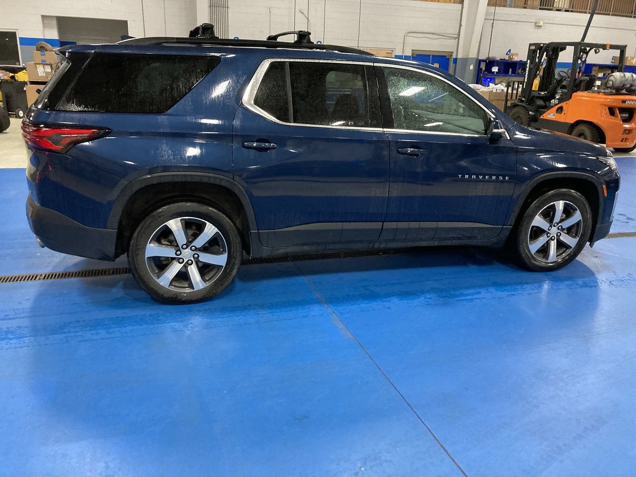 2022 Chevrolet Traverse LT Leather