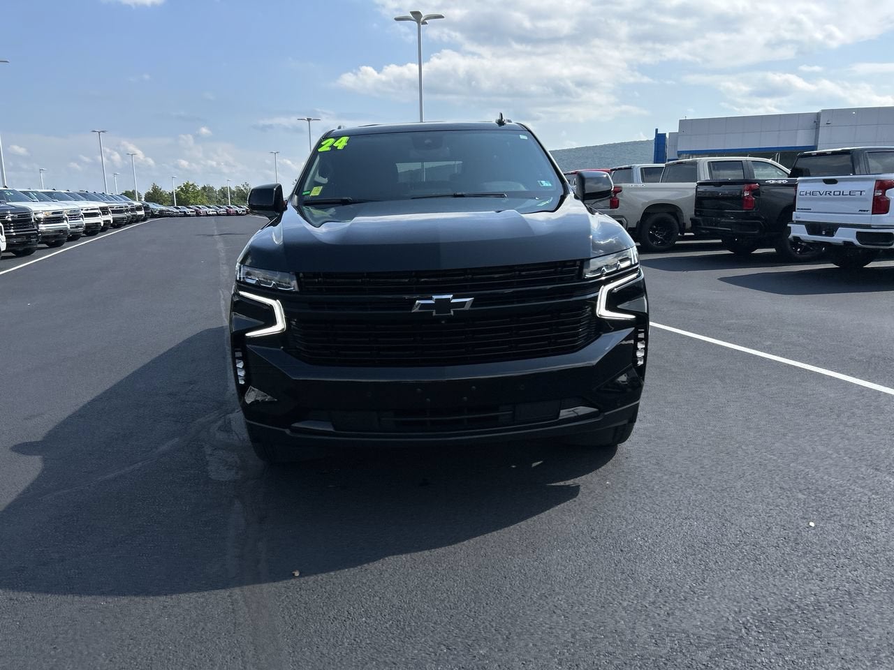 2024 Chevrolet Suburban RST