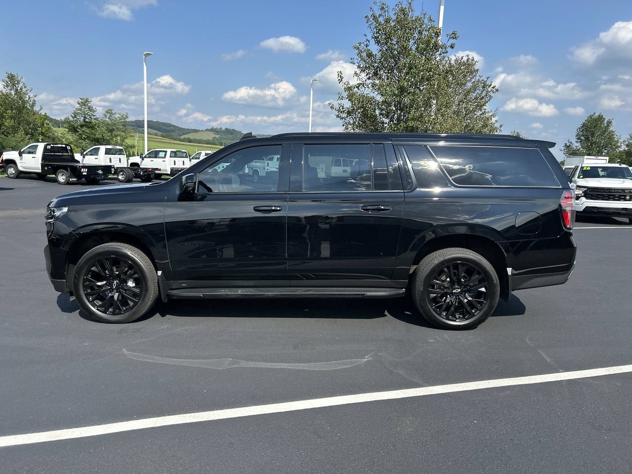 2024 Chevrolet Suburban RST