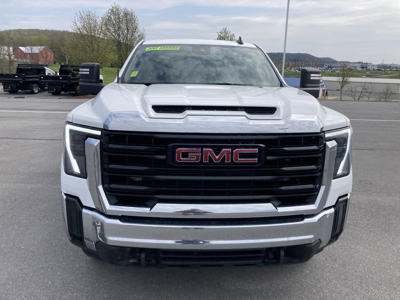 2024 GMC Sierra 2500 HD Pro