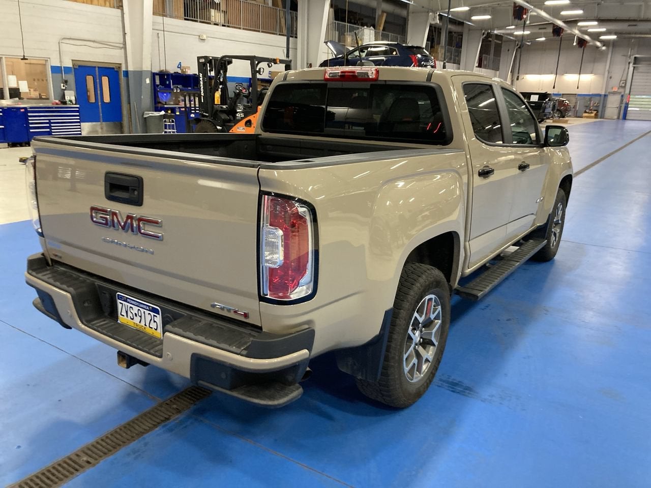 2022 GMC Canyon AT4 - Leather
