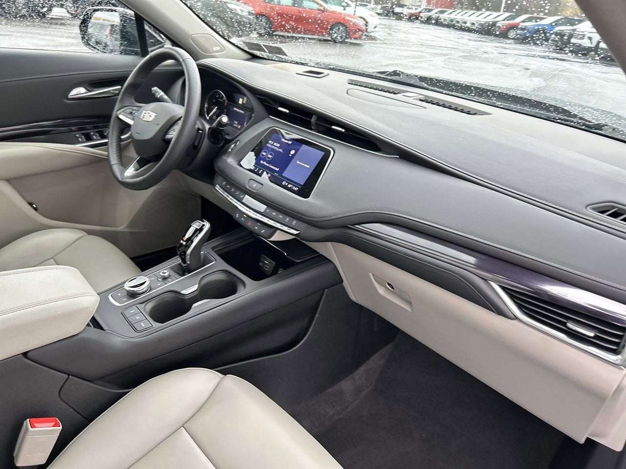 2022 Cadillac XT4 Luxury