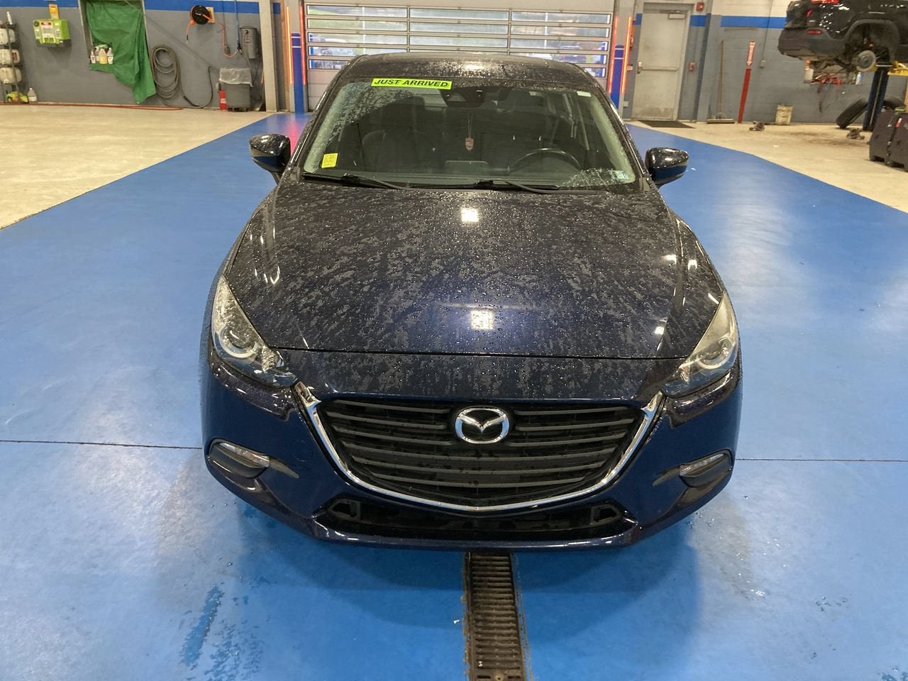 2018 Mazda Mazda3 4-Door Touring