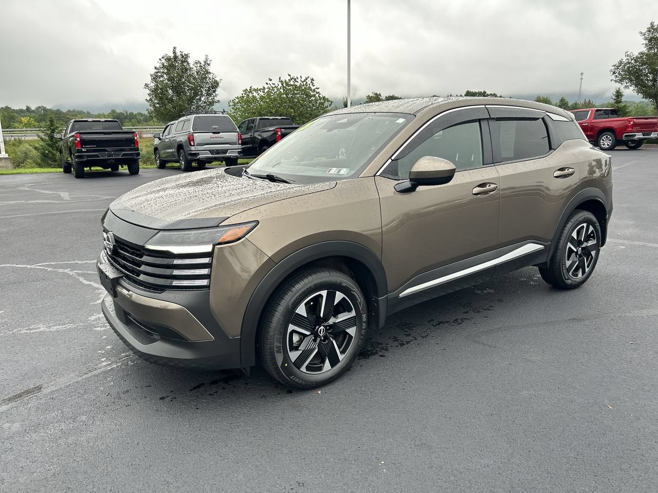 2025 Nissan Kicks SV