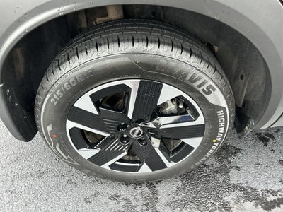 2025 Nissan Kicks SV