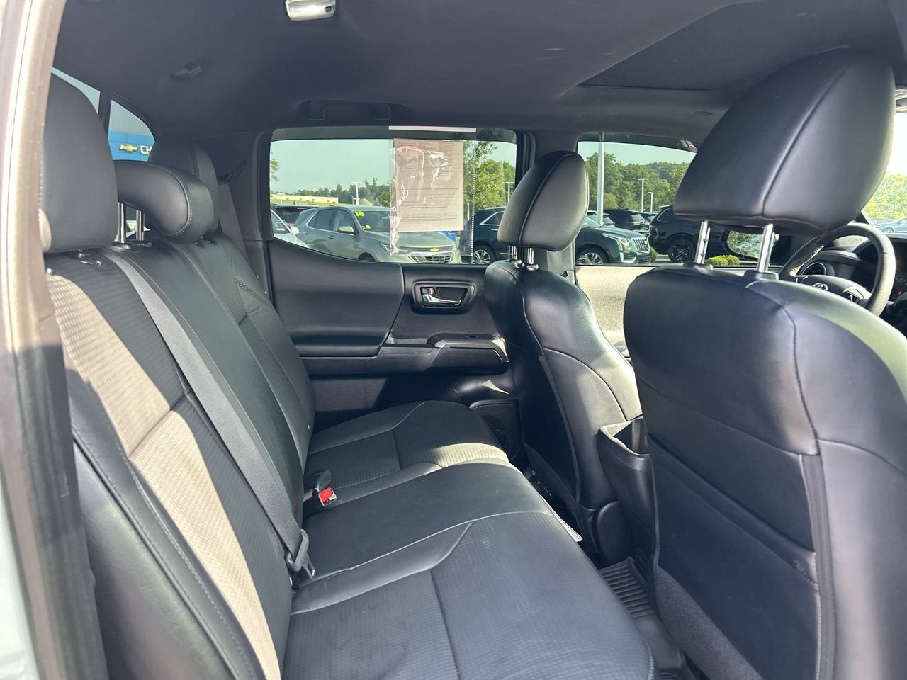 2022 Toyota Tacoma 4WD SR
