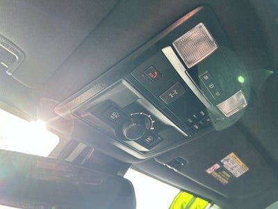 2022 Toyota Tacoma 4WD SR