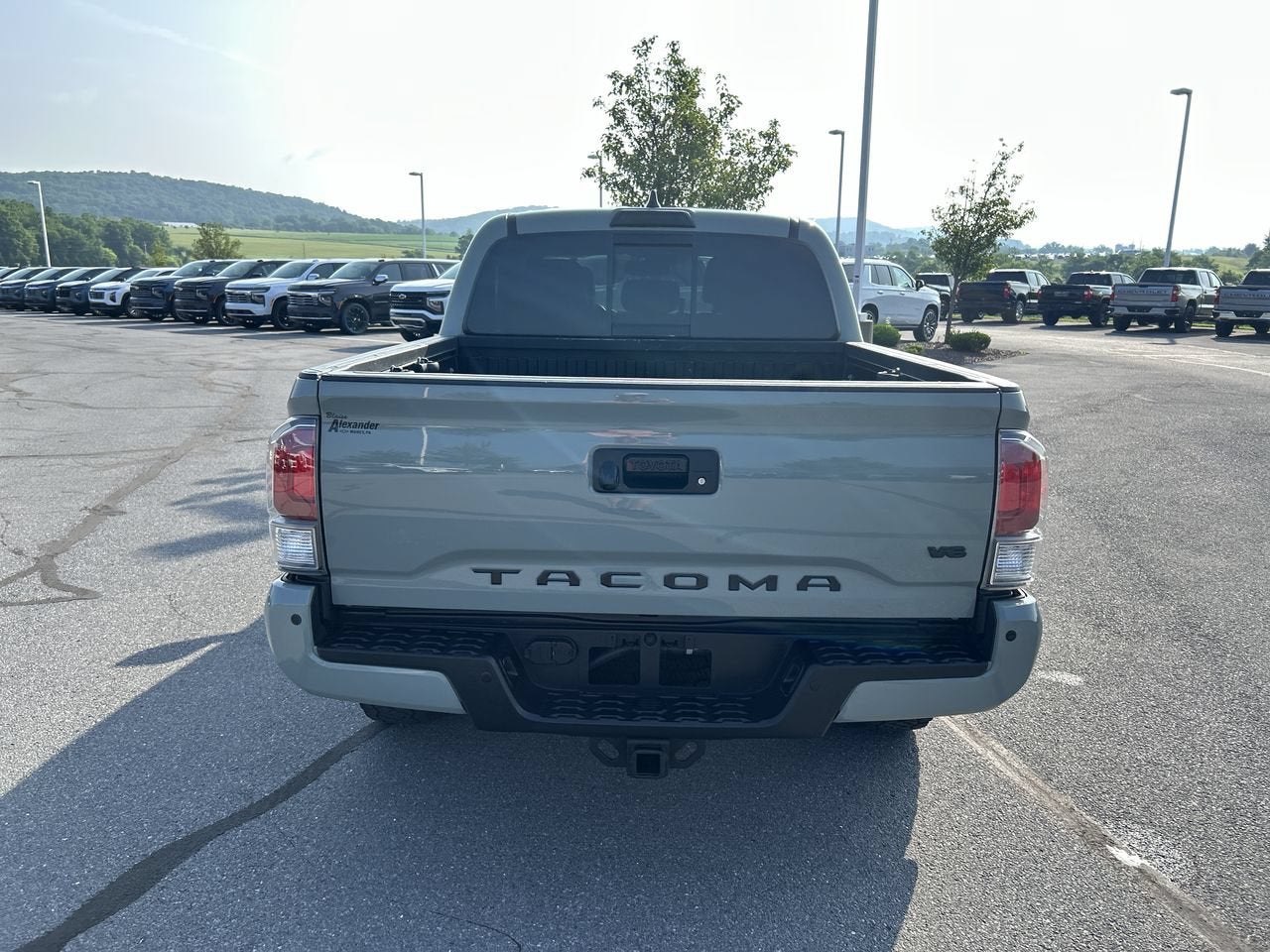2022 Toyota Tacoma 4WD SR