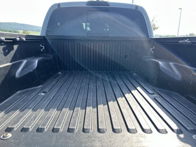 2022 Toyota Tacoma 4WD SR