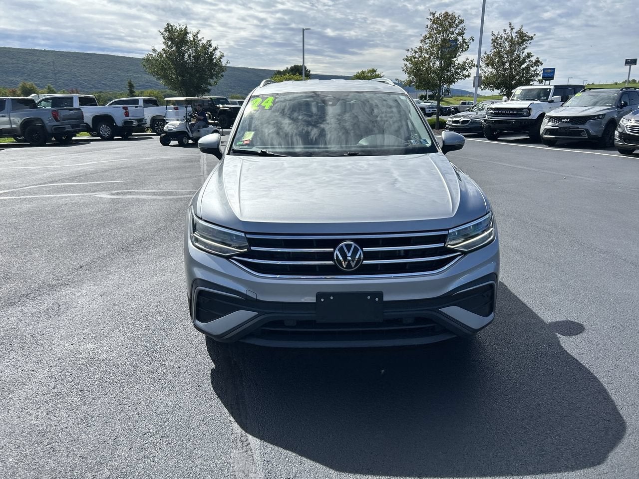 2024 Volkswagen Tiguan SE