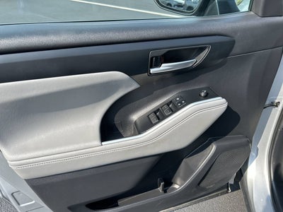 2021 Toyota Highlander Hybrid XLE