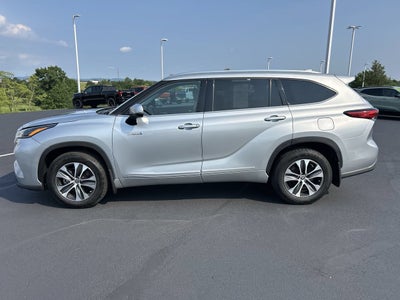 2021 Toyota Highlander Hybrid XLE