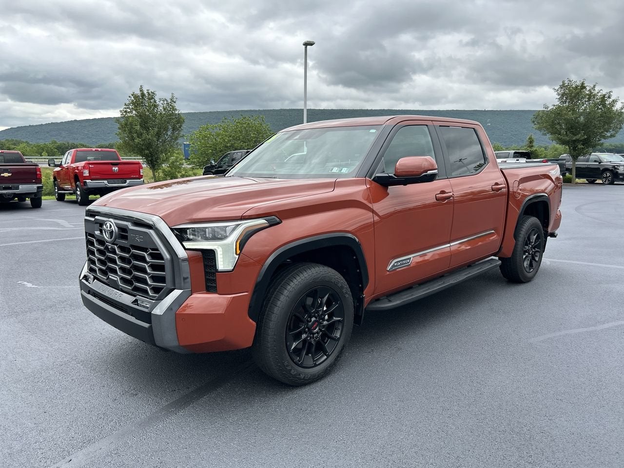 2025 Toyota Tundra 4WD SR5