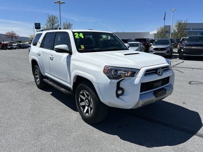 2024 Toyota 4Runner TRD Off Road
