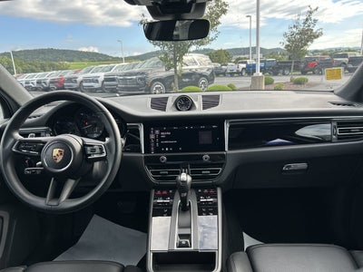 2025 Porsche Macan 4DR AWD