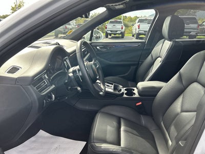 2025 Porsche Macan 4DR AWD