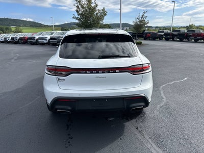 2025 Porsche Macan 4DR AWD