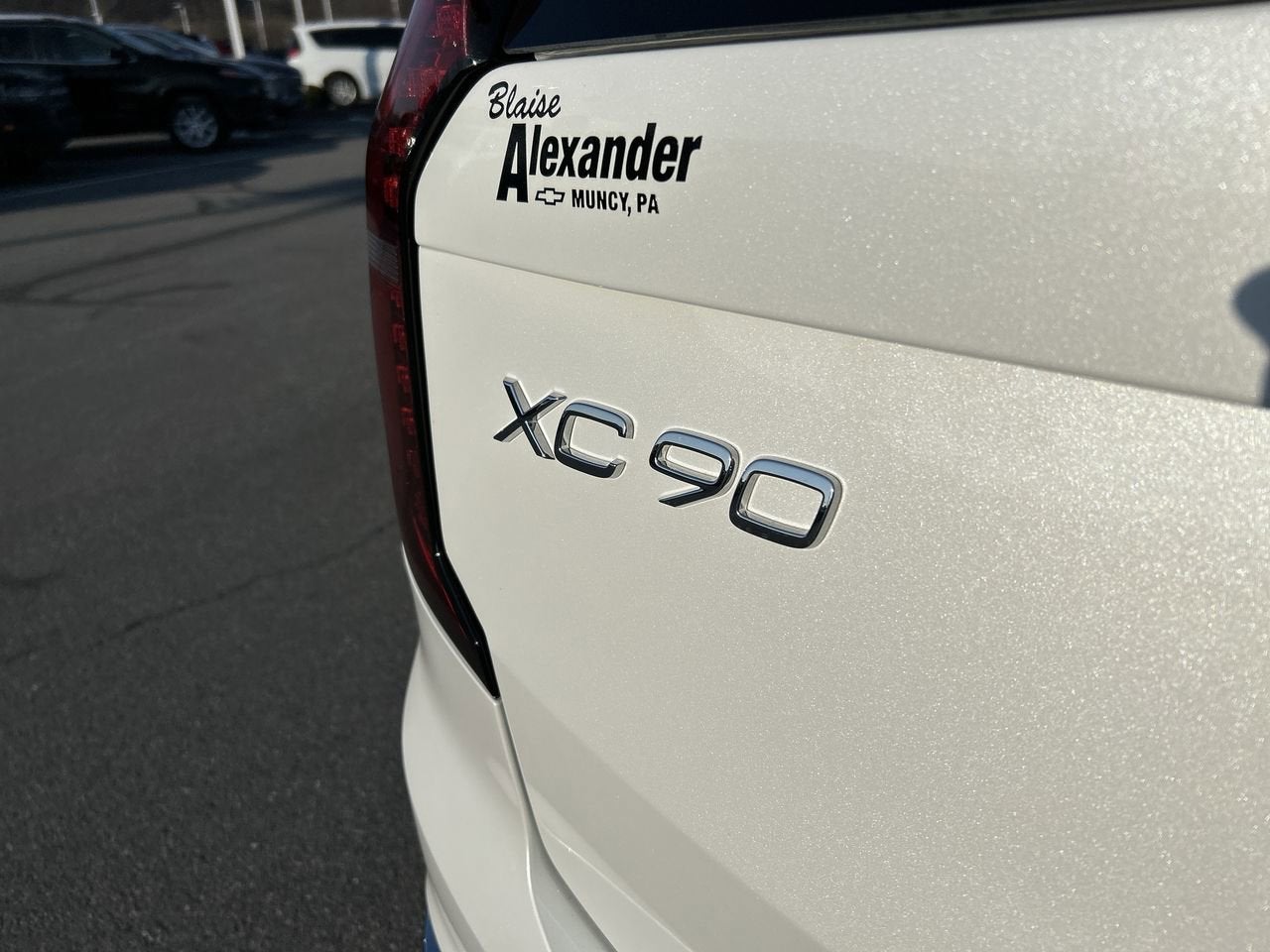 2026 Volvo XC90 Plus