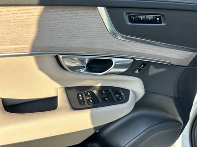 2026 Volvo XC90 Plus