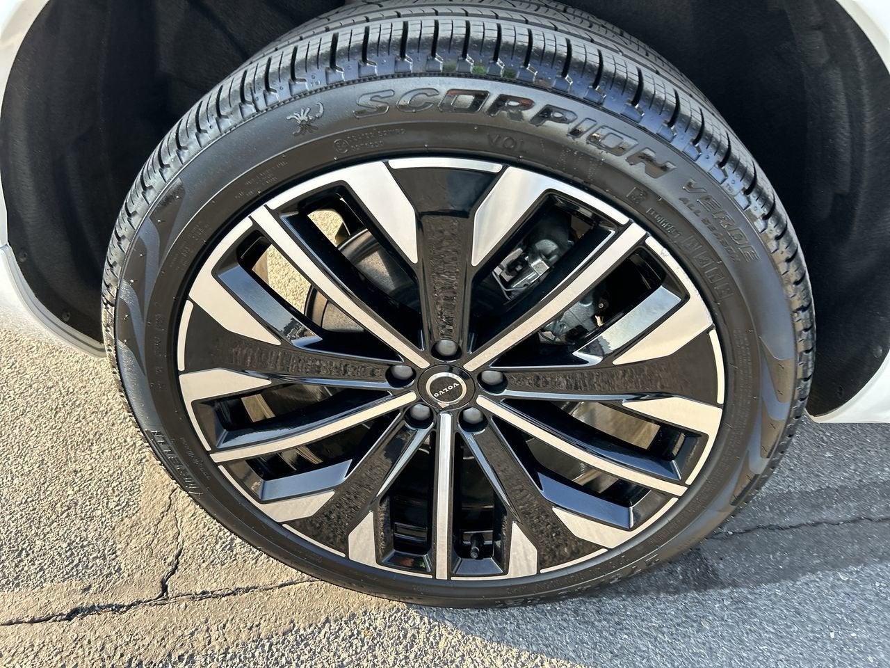 2026 Volvo XC90 Plus