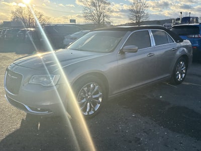 2016 Chrysler 300 Limited