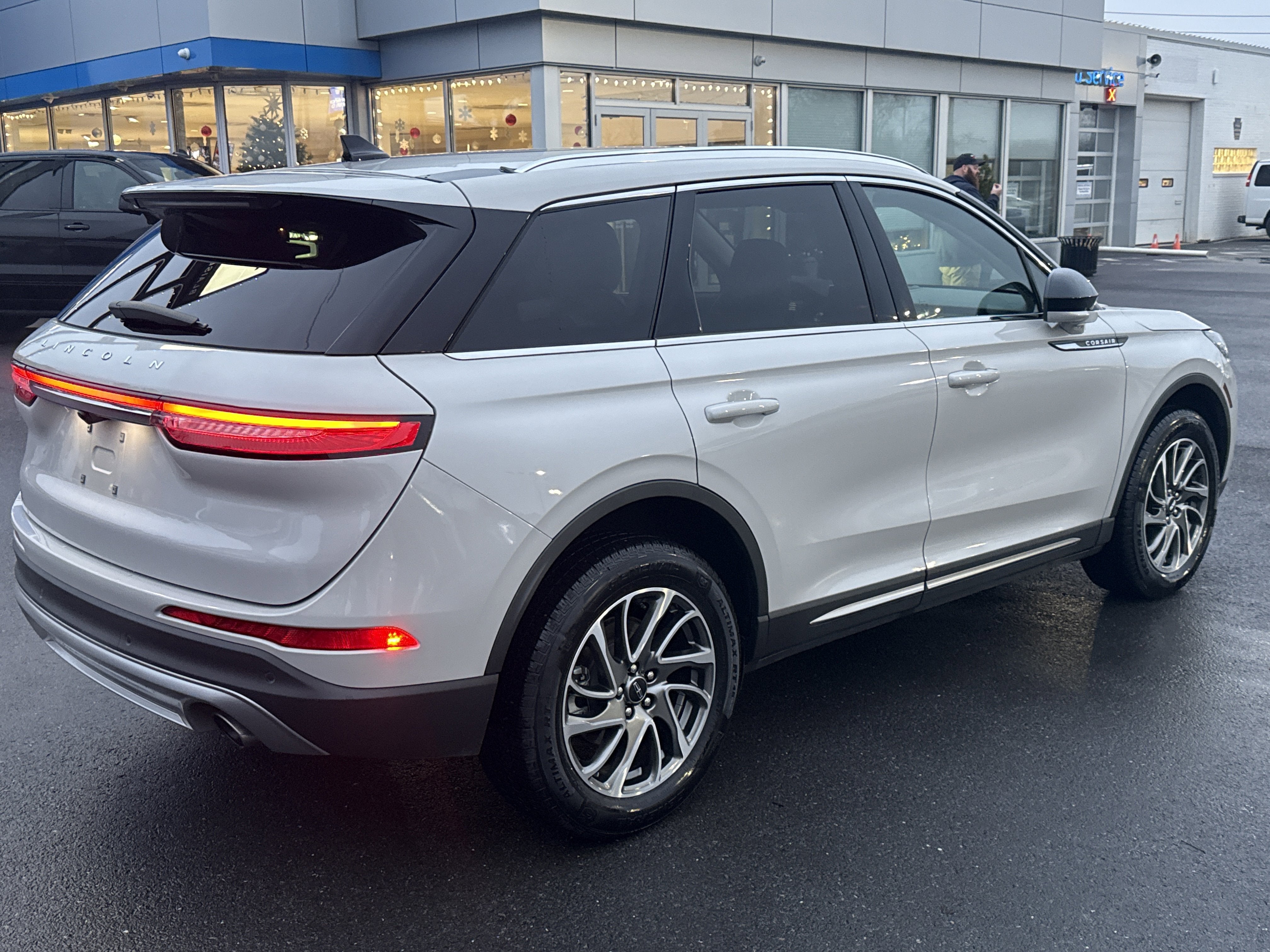 2022 Lincoln Corsair Standard