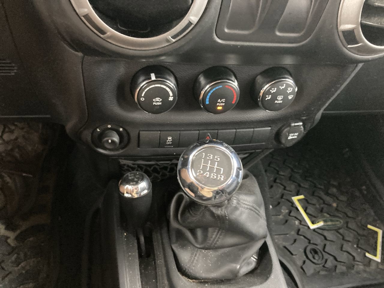 2016 Jeep Wrangler Sport