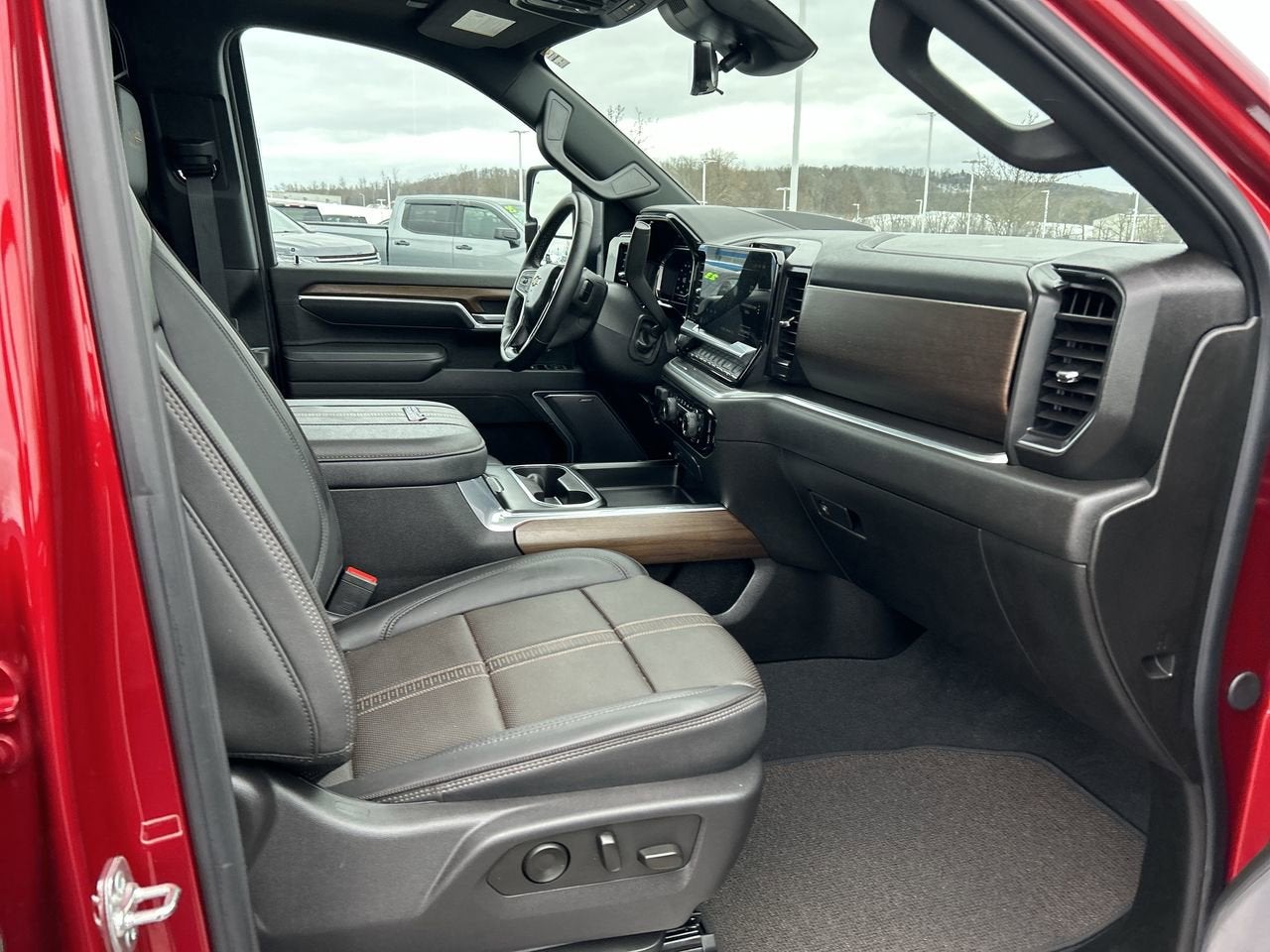 2025 Chevrolet Silverado 3500HD High Country