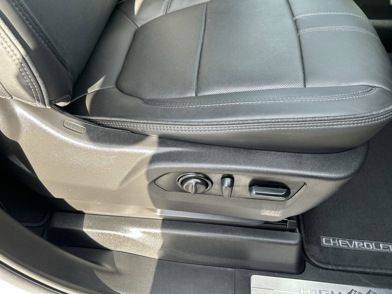 2022 Chevrolet Silverado 1500 LTD High Country