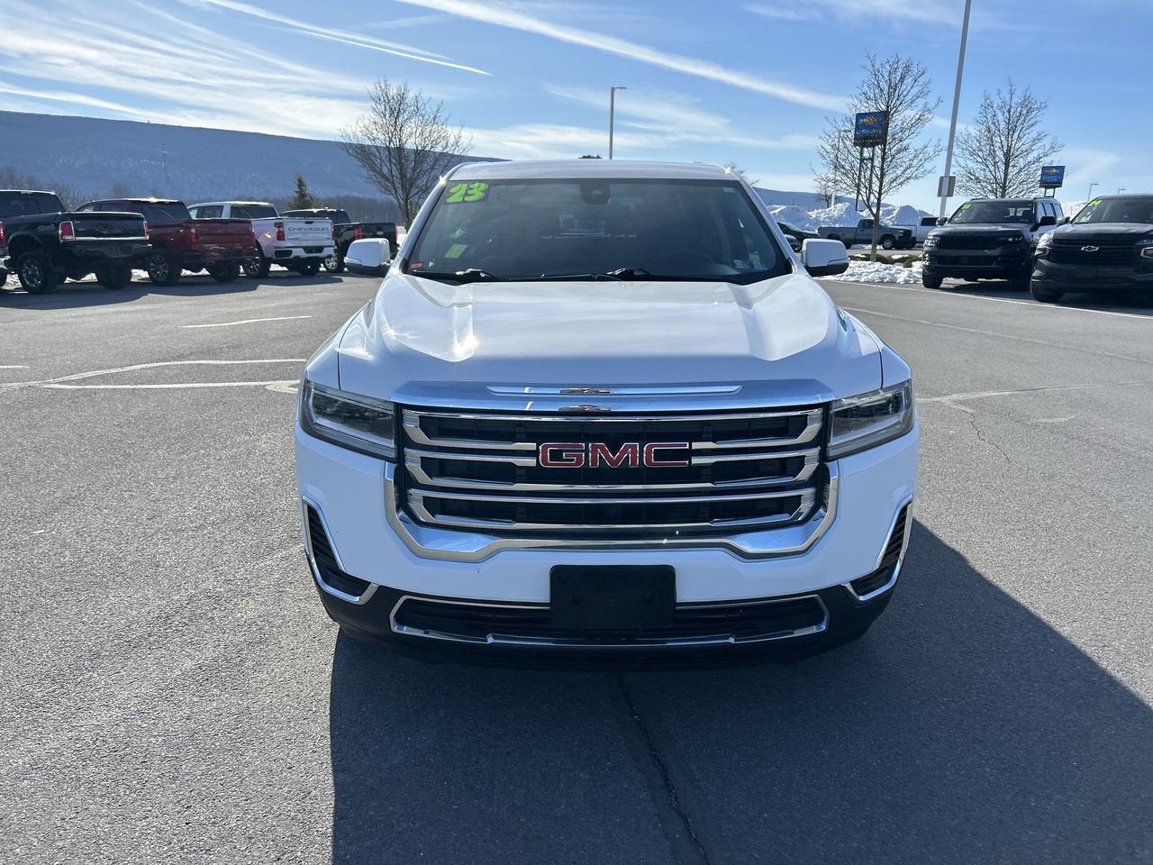 2023 GMC Acadia SLE