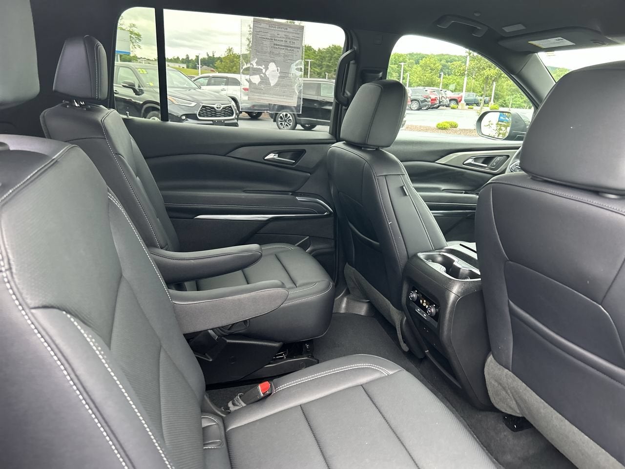 2026 Chevrolet Traverse AWD LT