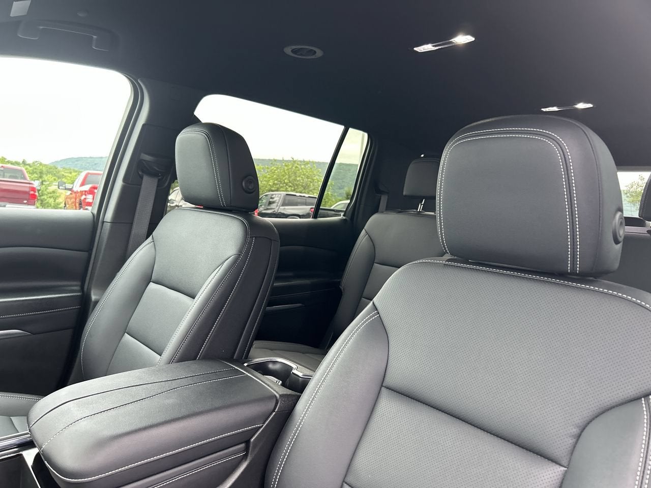2026 Chevrolet Traverse AWD LT