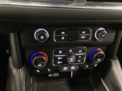 2021 Chevrolet Suburban RST