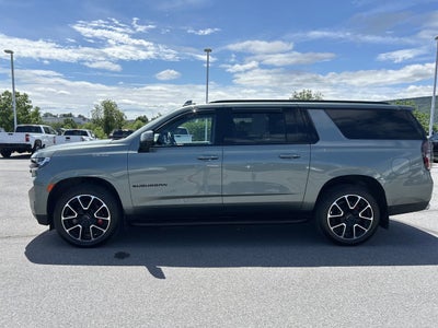2023 Chevrolet Suburban RST