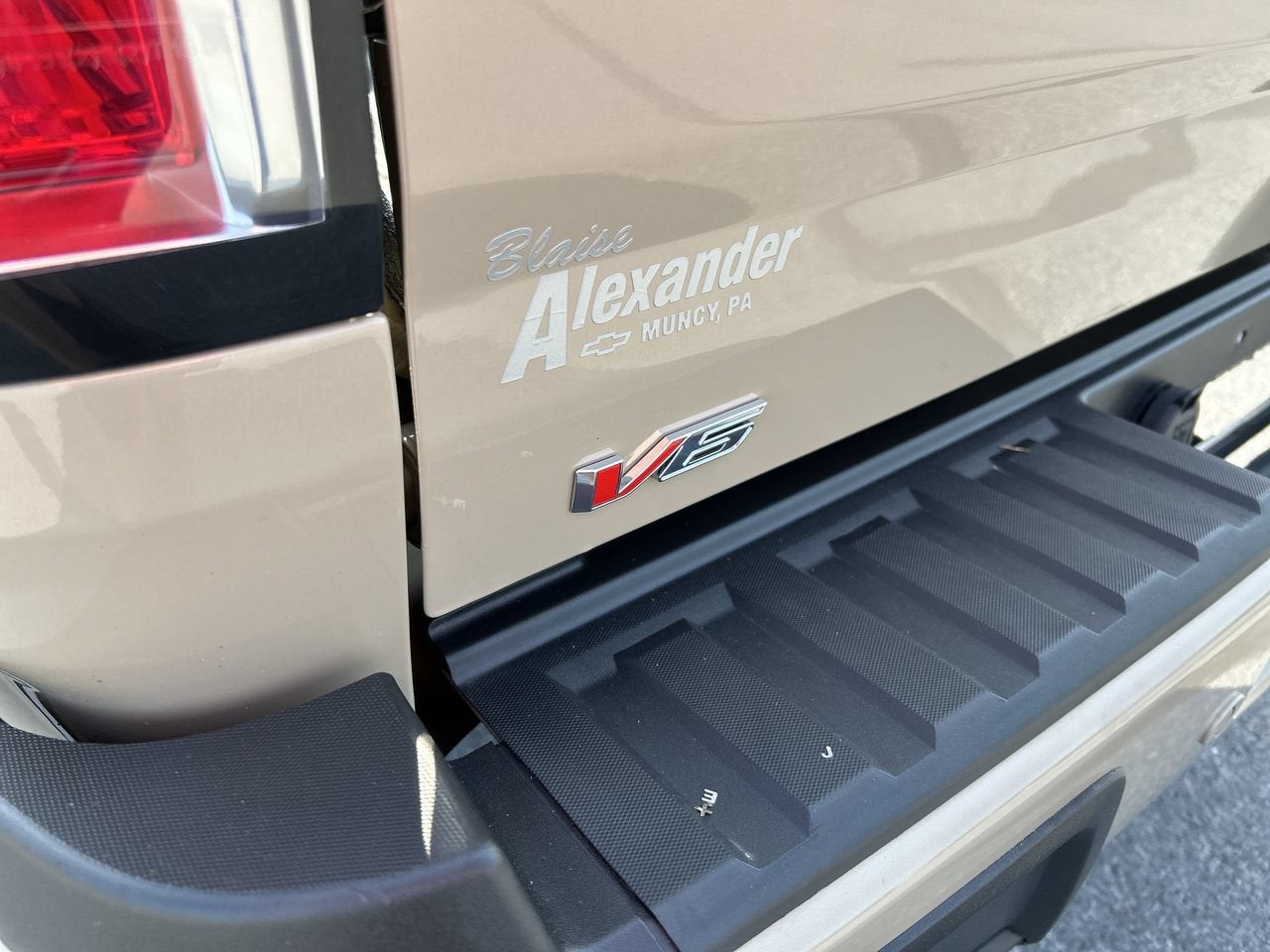 2022 GMC Canyon 4WD AT4 w/Leather