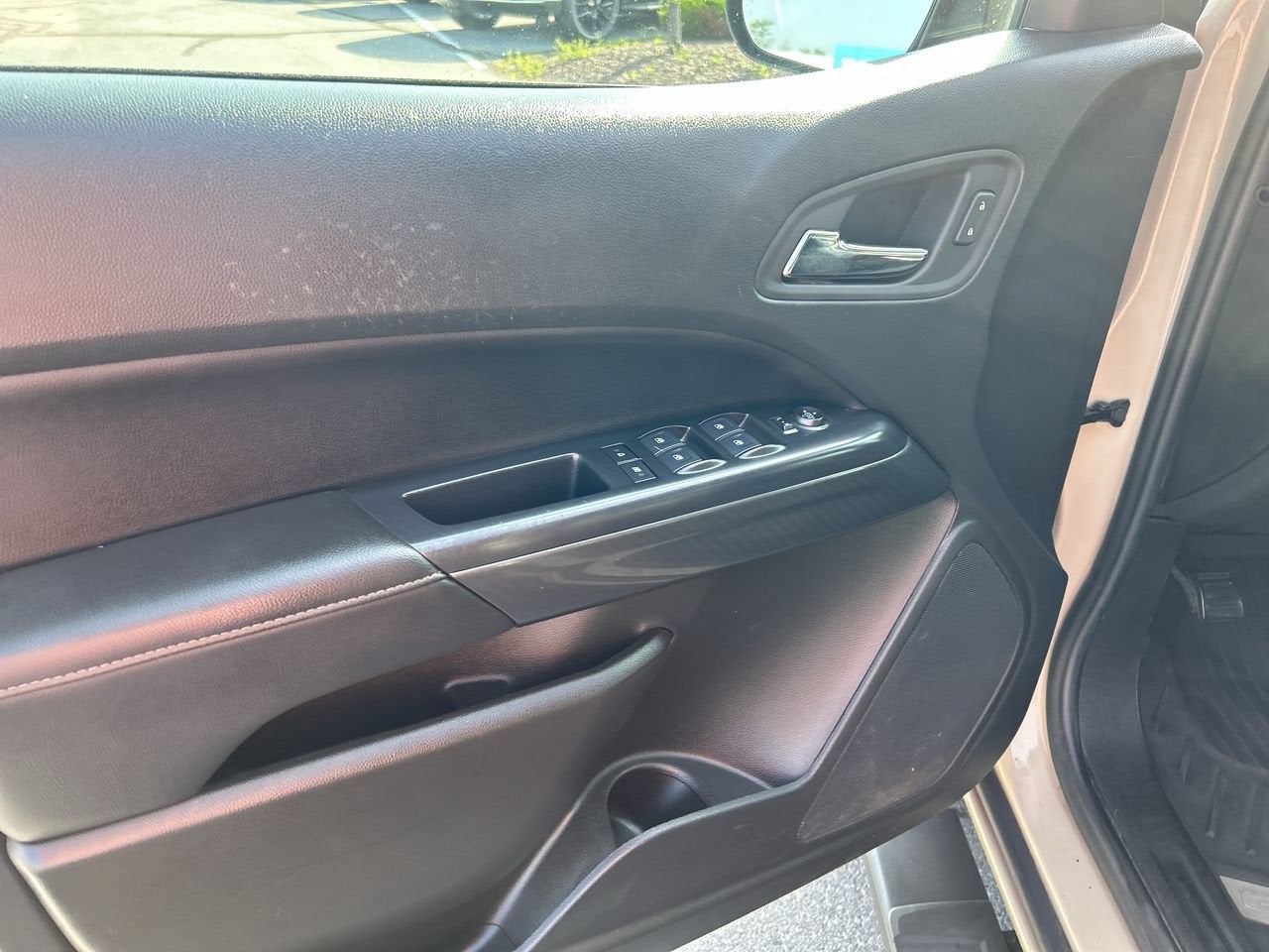 2022 GMC Canyon 4WD AT4 w/Leather