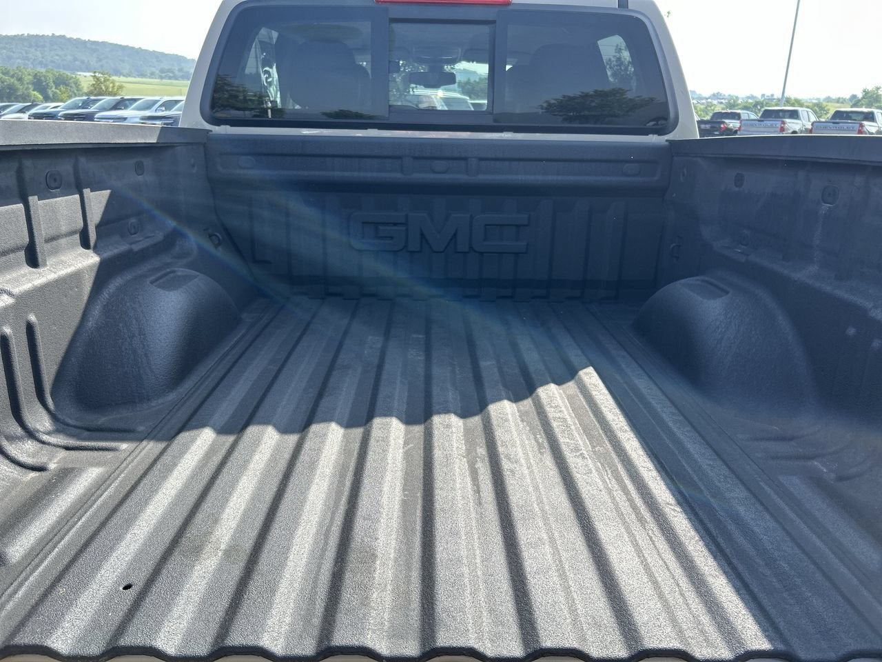 2022 GMC Canyon 4WD AT4 w/Leather