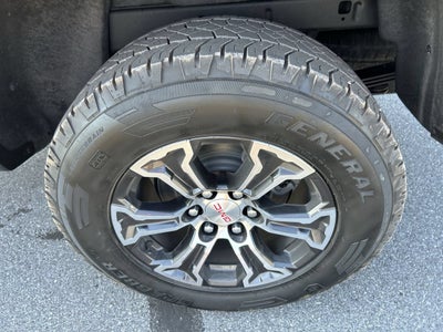 2023 GMC Canyon 4WD AT4